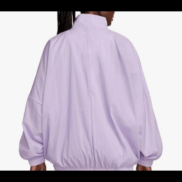 Nike Sportswear Essential Women's Oversized Woven Jacket, Size M, NWT - Picture 2 of 16